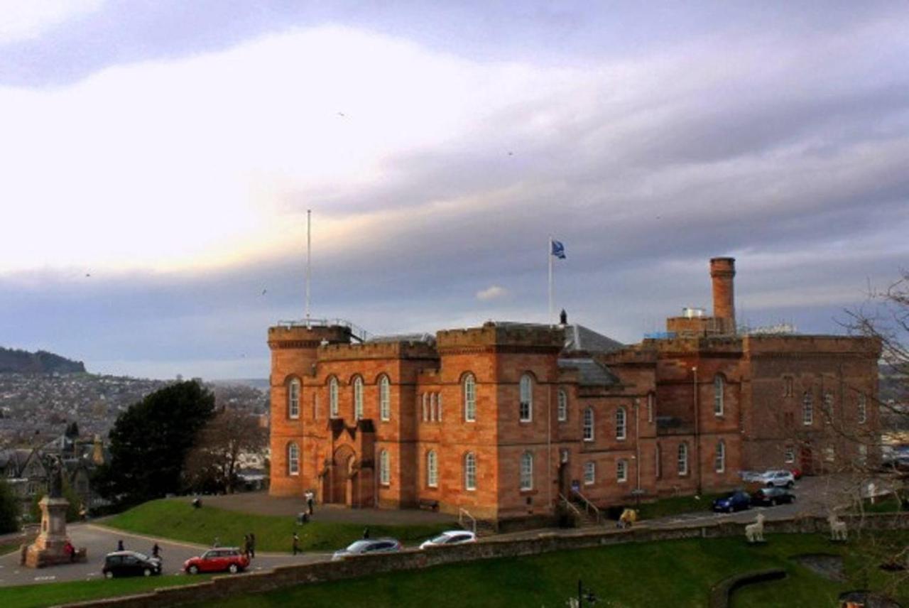 Appartement No 48 Castle View à Inverness Extérieur photo